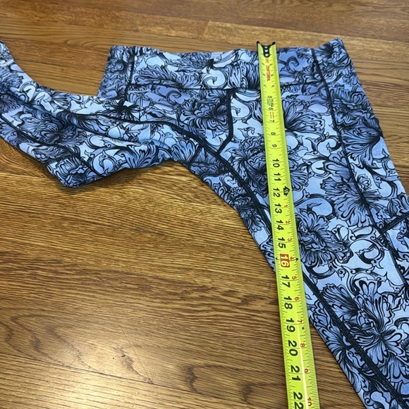 Lululemon Speed Up Tight 28" Hanakotoba Starlight Multi Size 10 - Picture 11 of 14